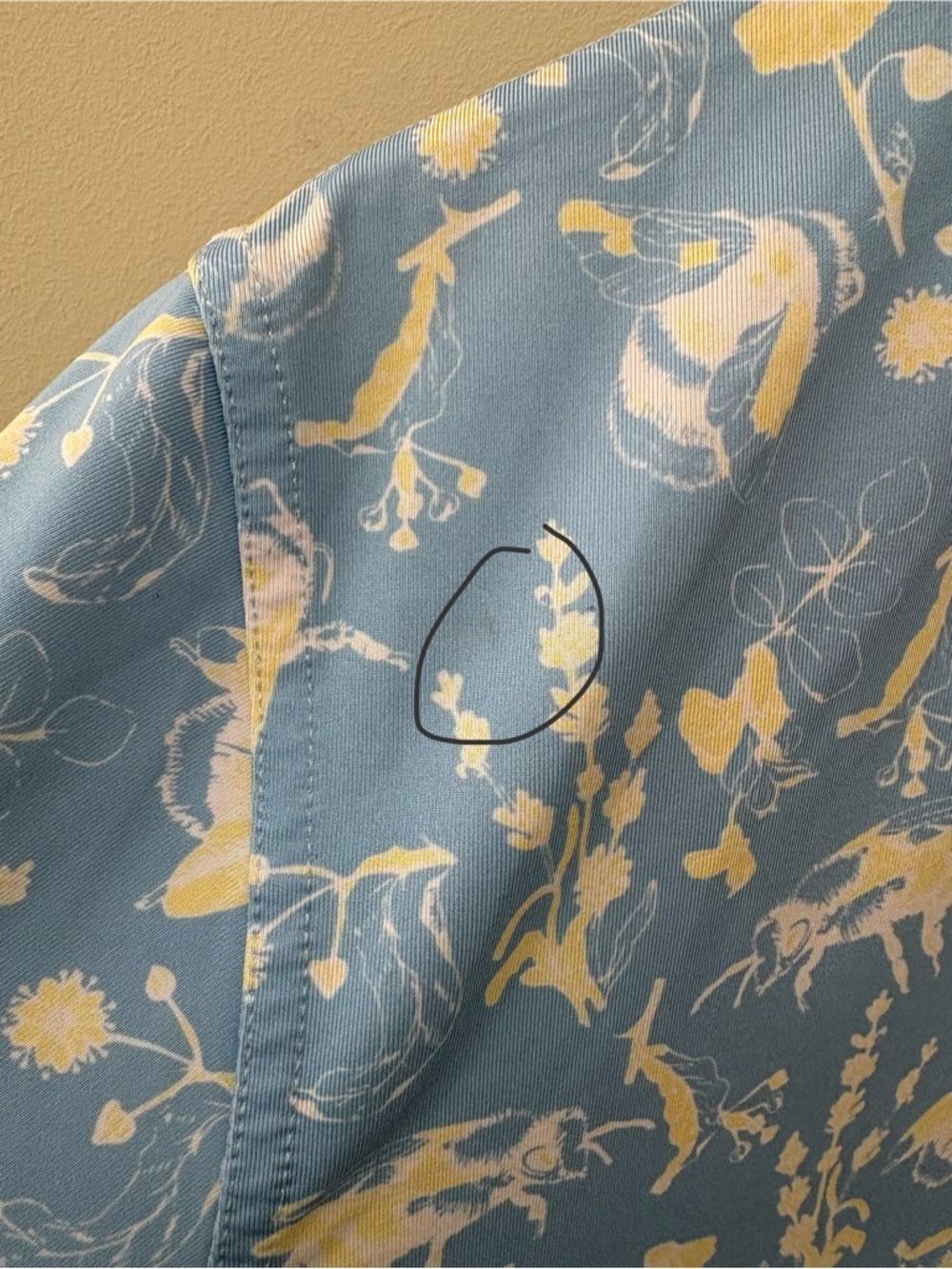 Waggle Women Golf Polo Bee Pattern Short Sleeve Size Large - Picture 6 of 7